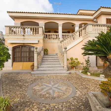 Holiday home Casa Pou